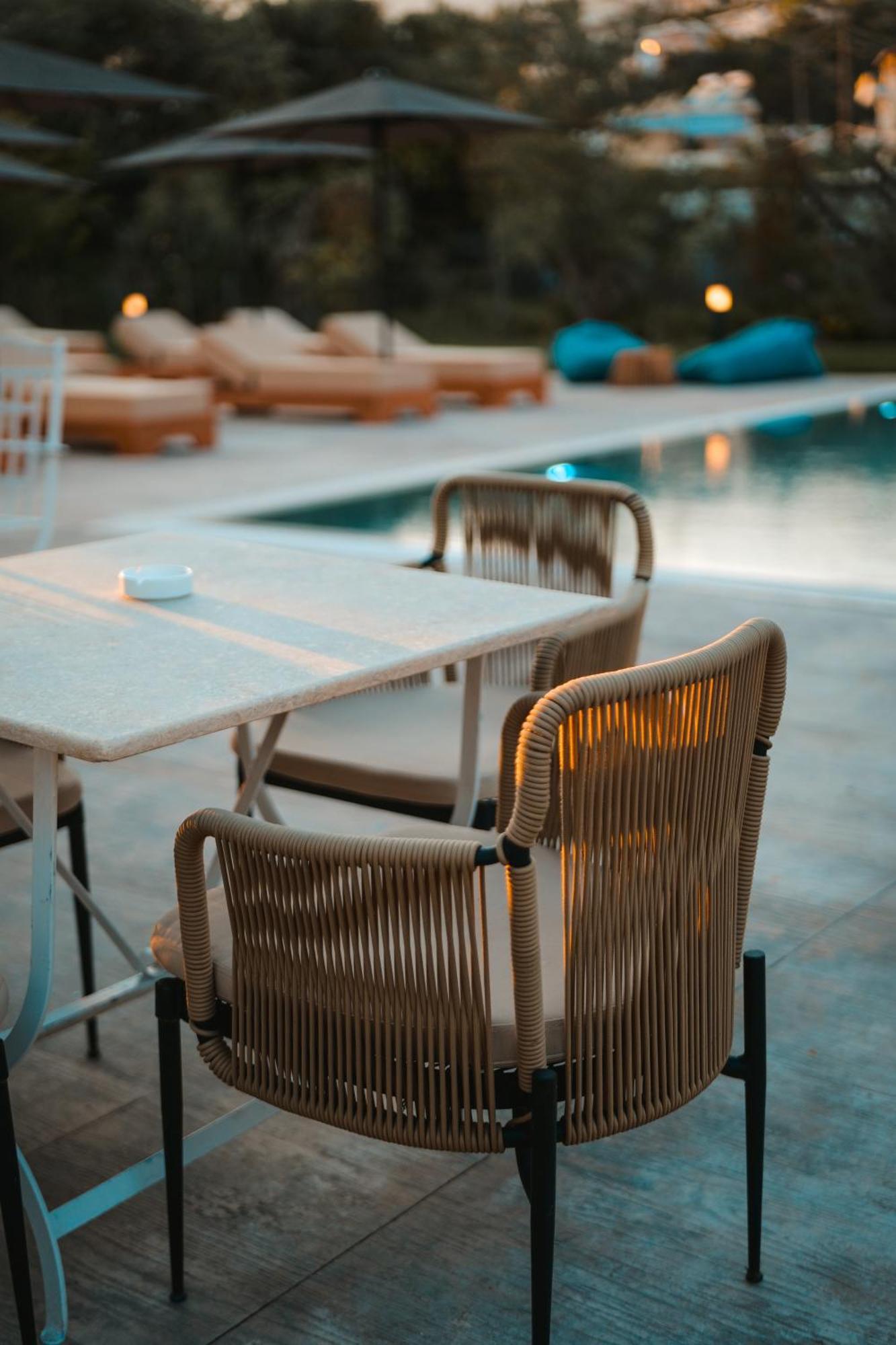 The Blue Wave Hotel Himare Ngoại thất bức ảnh