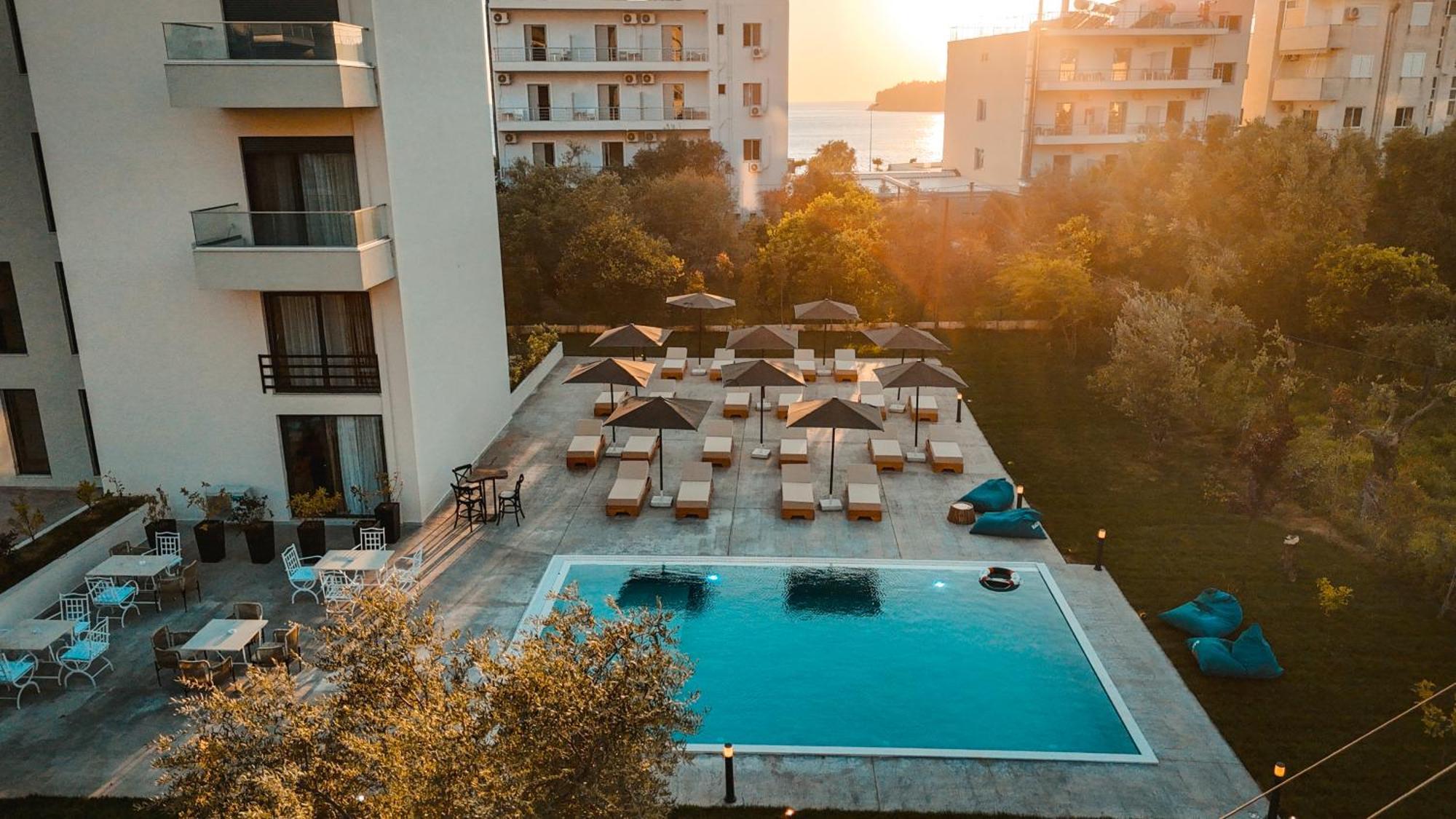 The Blue Wave Hotel Himare Ngoại thất bức ảnh